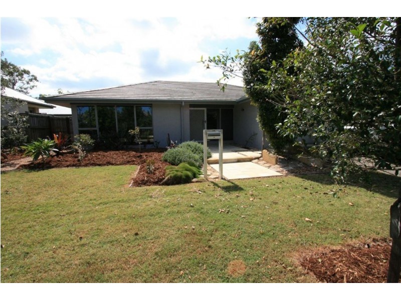 59 Torrens Crescent, Wakerley QLD 4154