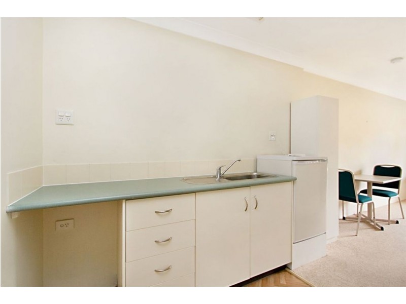 12-13/158 Middle Street, Cleveland QLD 4163