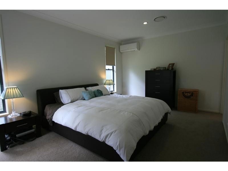 25 Worchester Crescent, Wakerley QLD 4154