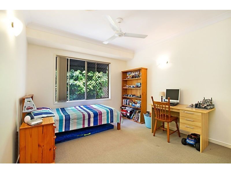 9 Red Gum Crescent, Wakerley QLD 4154