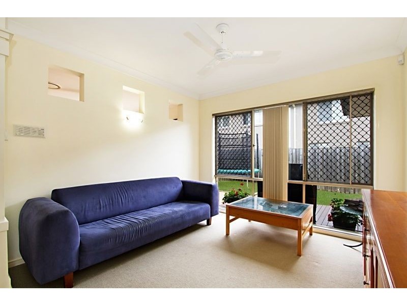 9 Red Gum Crescent, Wakerley QLD 4154