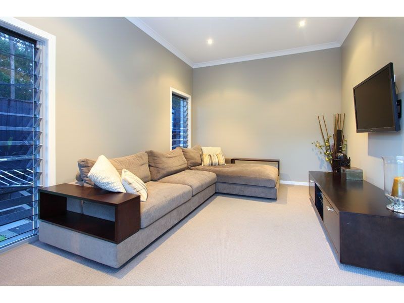 51 Feathertail Place, Gumdale QLD 4154