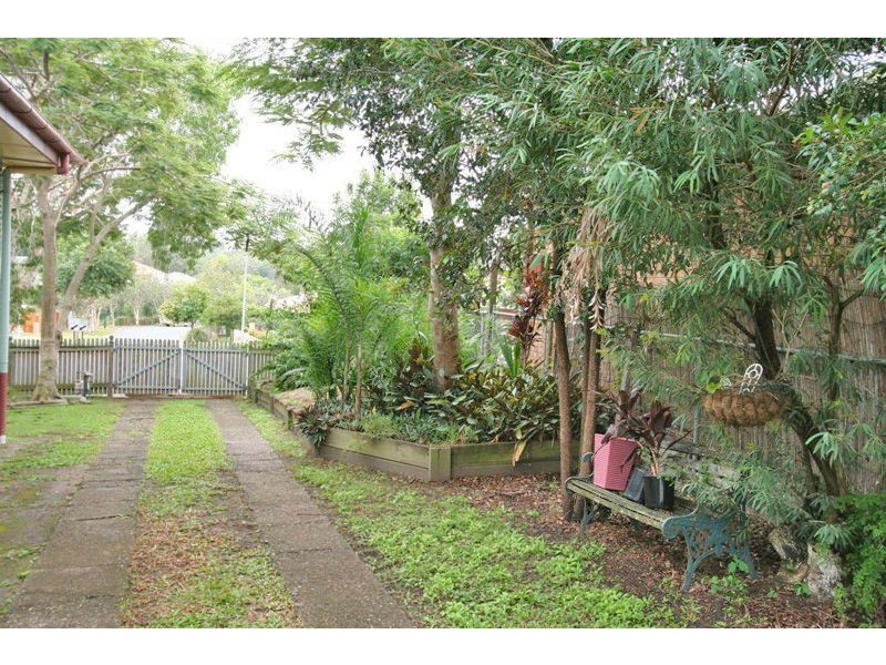 106 Hindes Street, Lota QLD 4179