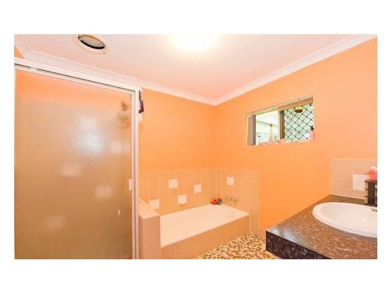 519 New Cleveland Road, Gumdale QLD 4154