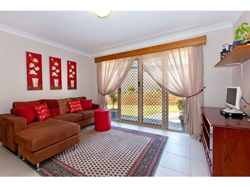 4 Jessielea Street, Wynnum West QLD 4178