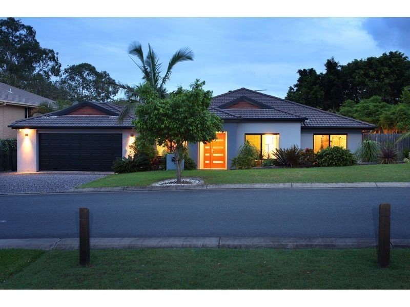 34 Sylvateere Crescent, Wakerley QLD 4154