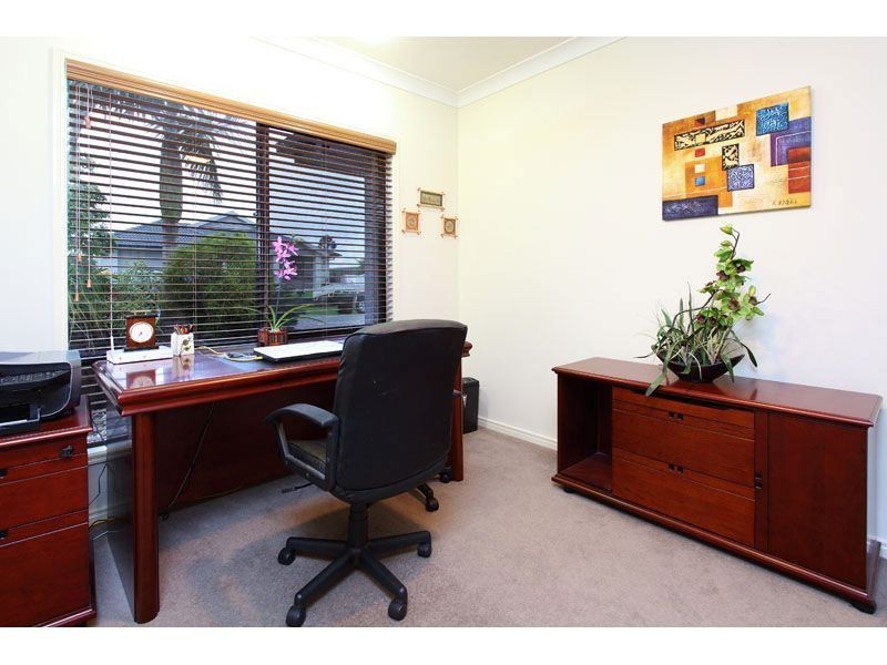 34 Sylvateere Crescent, Wakerley QLD 4154