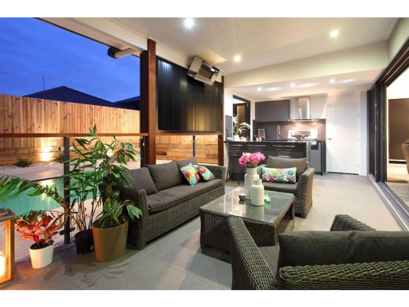 6 Habitat Drive, Wakerley QLD 4154