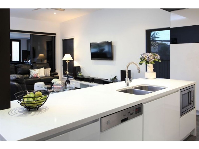 6 Habitat Drive, Wakerley QLD 4154