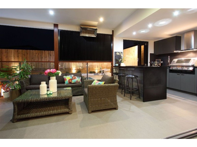 6 Habitat Drive, Wakerley QLD 4154