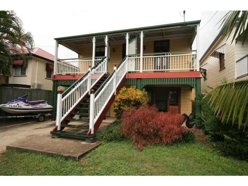 30 Strawberry Road, Manly West QLD 4179