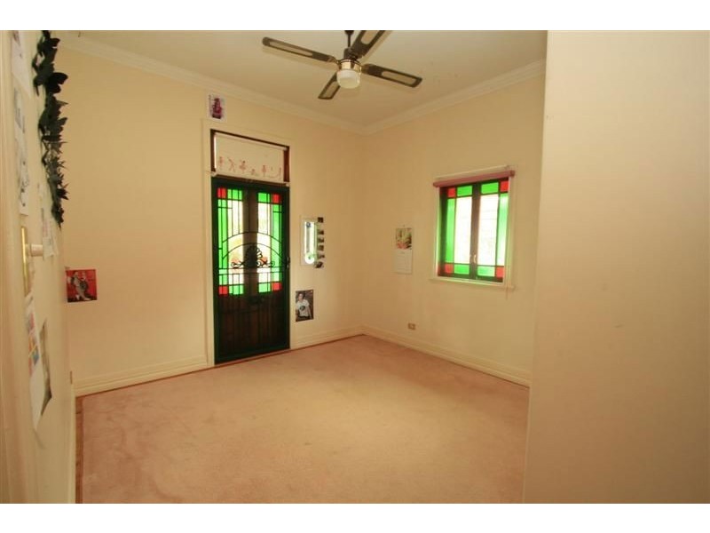 30 Strawberry Road, Manly West QLD 4179
