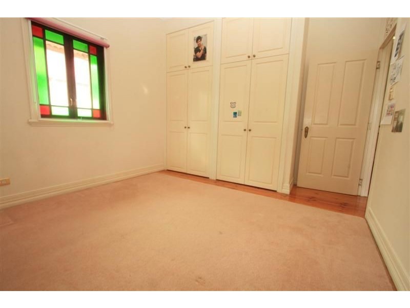 30 Strawberry Road, Manly West QLD 4179