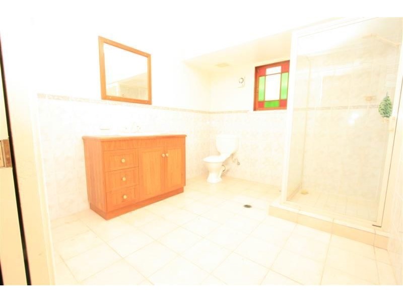 30 Strawberry Road, Manly West QLD 4179
