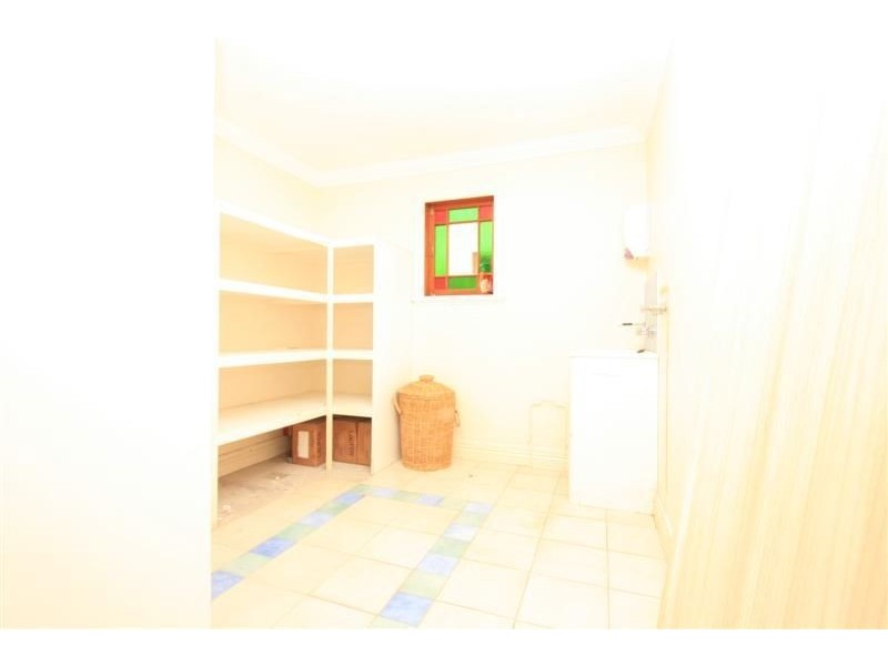 30 Strawberry Road, Manly West QLD 4179