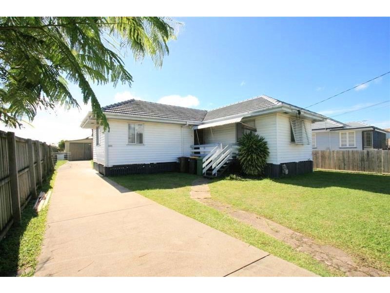 100 Whites Road, Manly West QLD 4179
