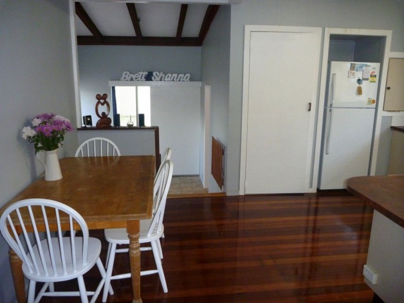 100 Whites Road, Manly West QLD 4179
