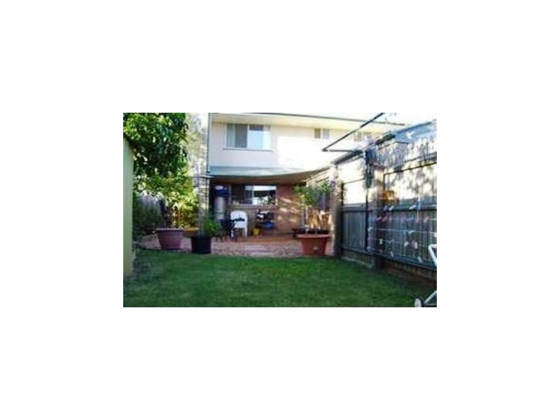 6 Wells Place, Hemmant QLD 4174