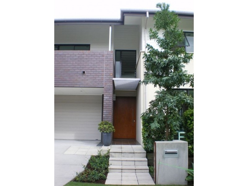 34 Shore Crescent, Bulimba QLD 4171