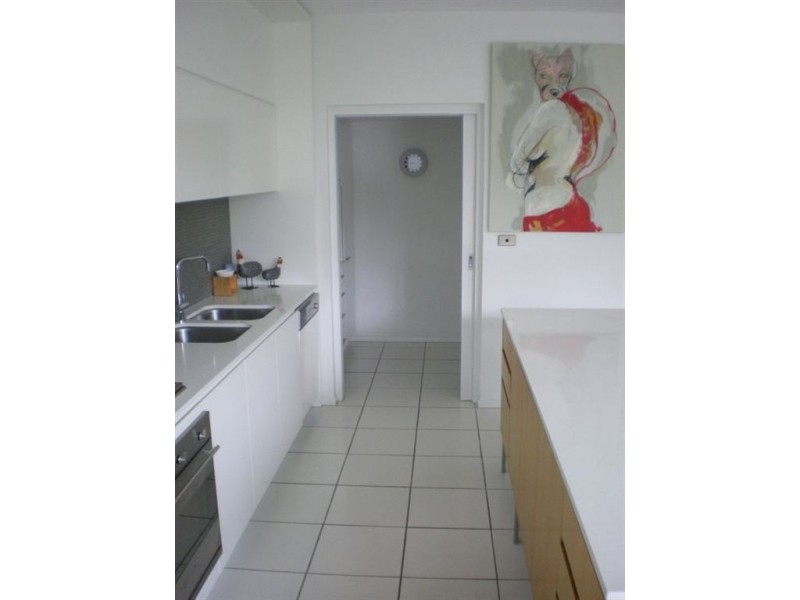 34 Shore Crescent, Bulimba QLD 4171