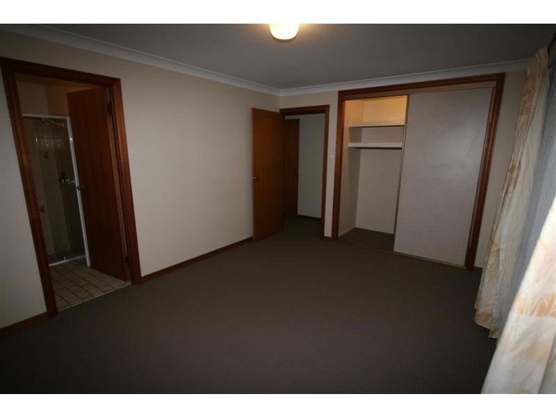 27 Risdon Street, Carindale QLD 4152