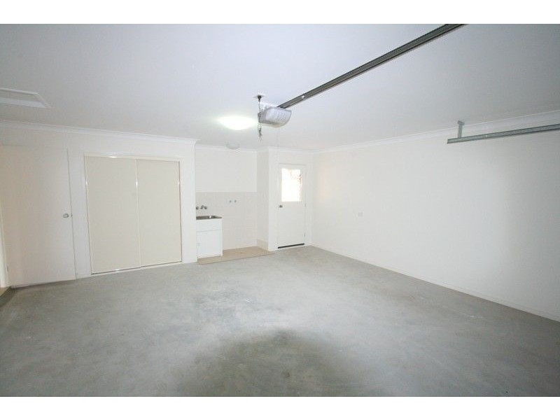 11 Bailey Street, Wakerley QLD 4154