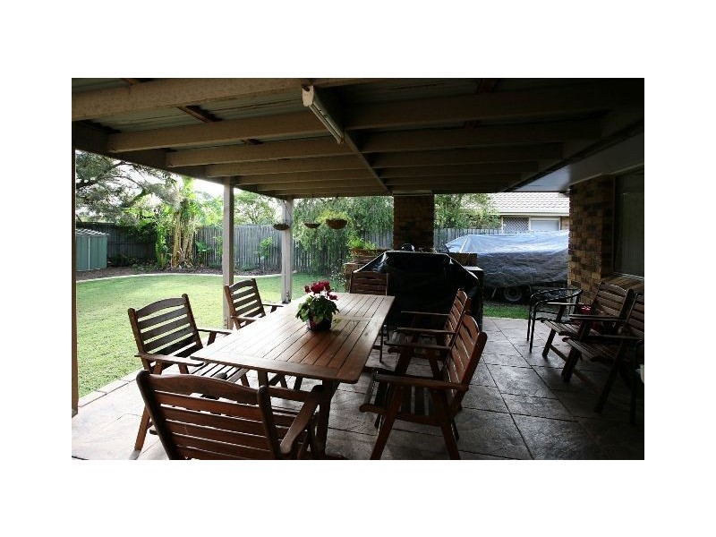 15 St Helena Place, Tingalpa QLD 4173