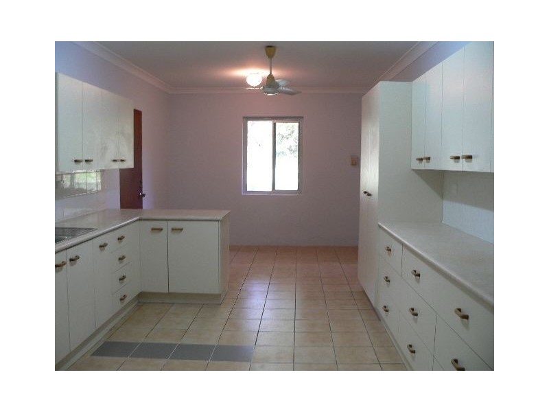 750 London Road, Chandler QLD 4155
