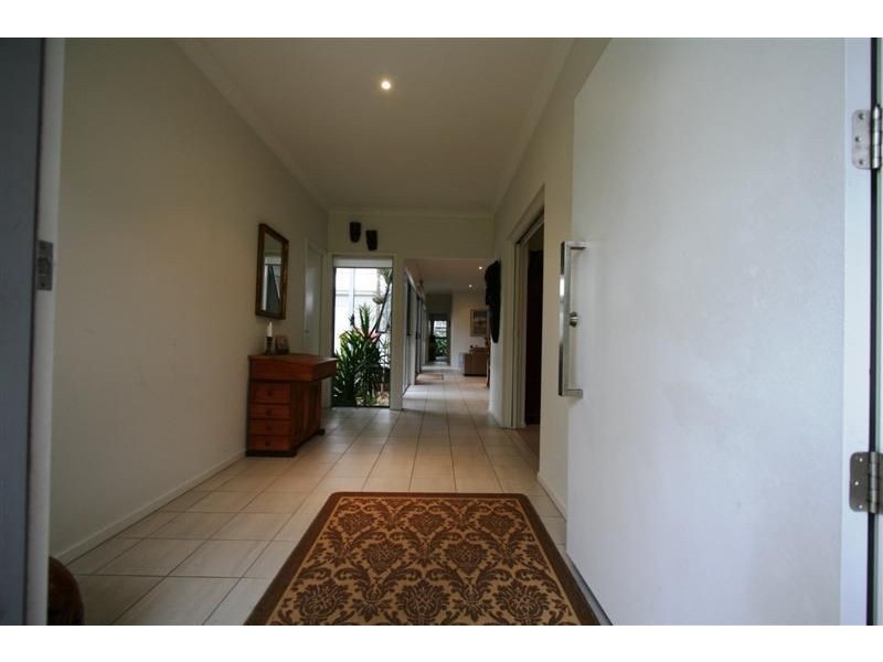 19 Margaret Crescent, Wakerley QLD 4154