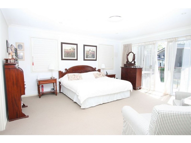 15 Tall Trees Cct, Wakerley QLD 4154