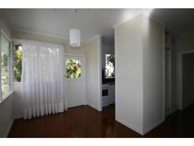 110 Oceana Terrace, Manly QLD 4179