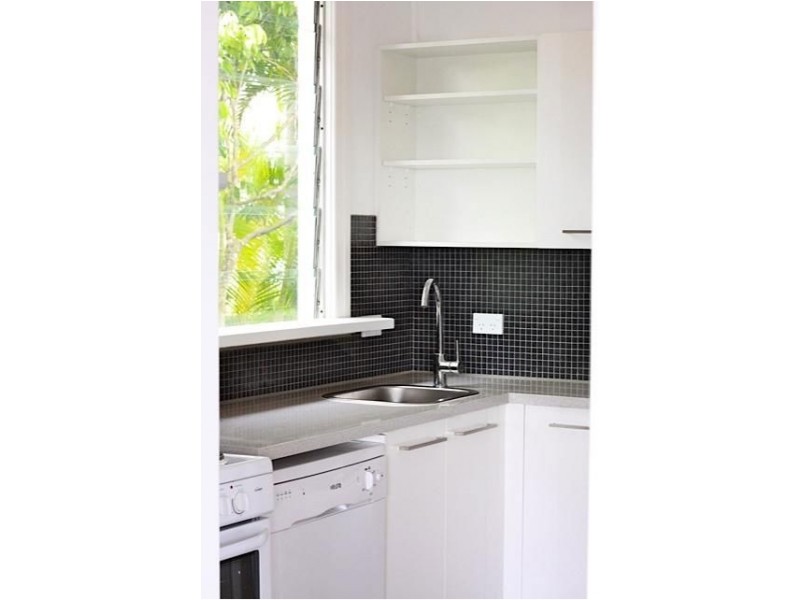 110 Oceana Terrace, Manly QLD 4179