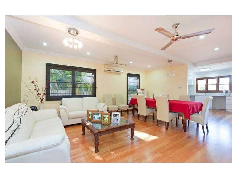 76 Ryder Street, Wynnum QLD 4178