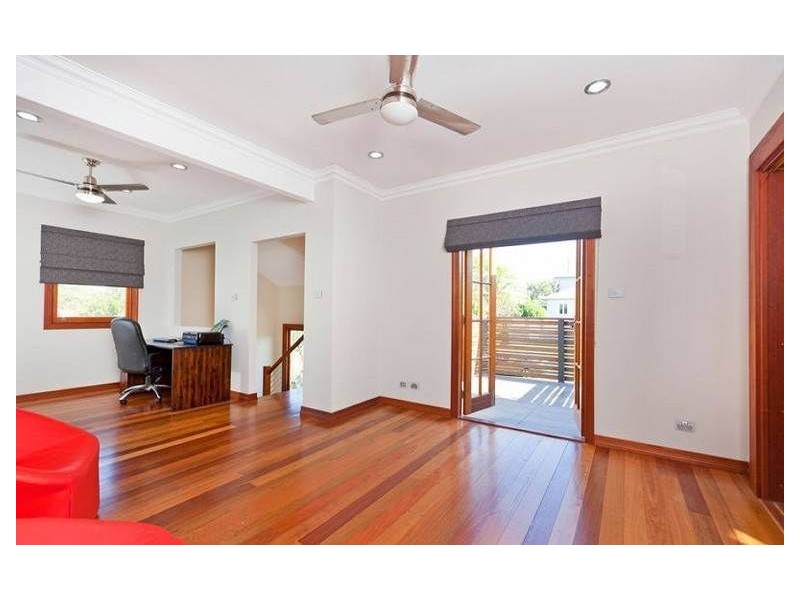 76 Ryder Street, Wynnum QLD 4178