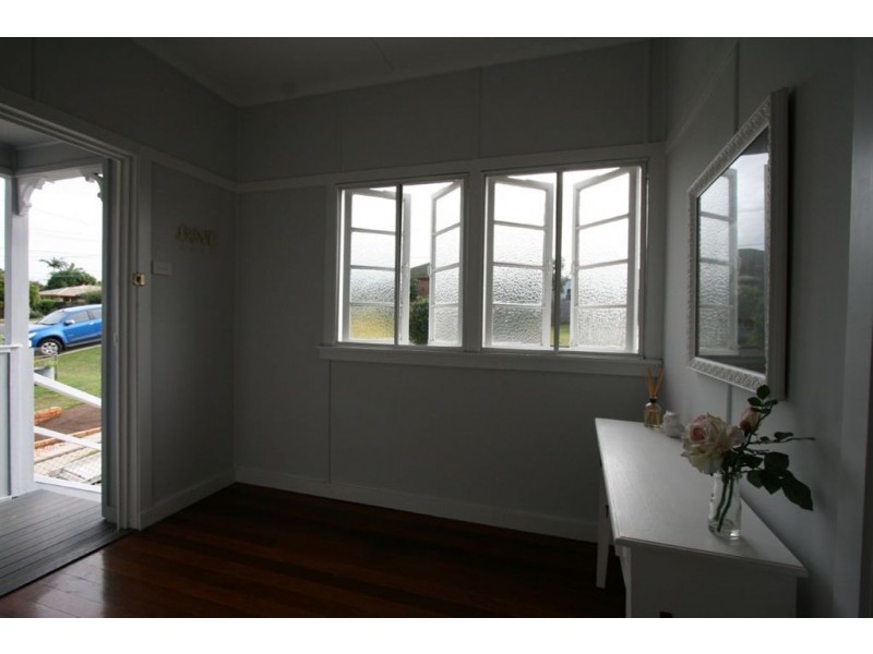 30 Mackenzie Street, Manly West QLD 4179