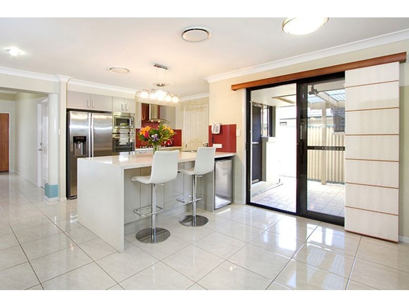 26 Ross Place, Wakerley QLD 4154