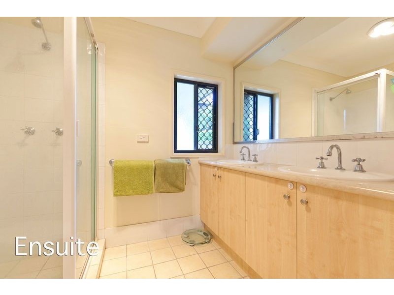 1 O’Neil Court, Wakerley QLD 4154