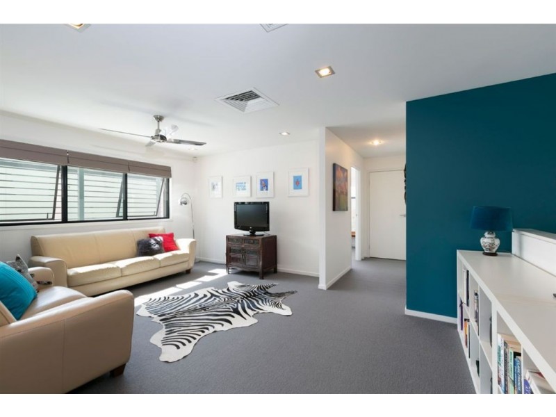 47 Shore Crescent, Bulimba QLD 4171