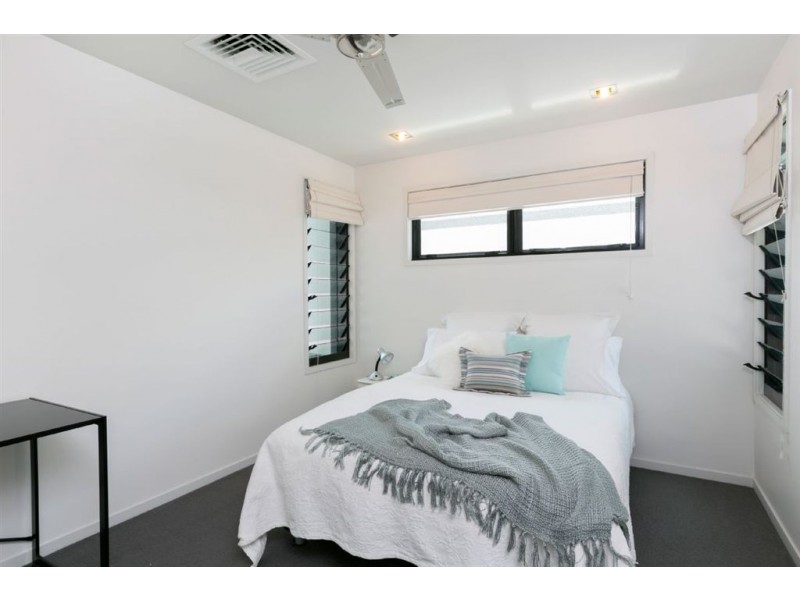 47 Shore Crescent, Bulimba QLD 4171