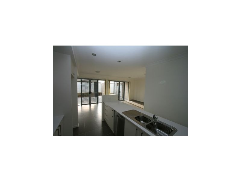 23 Bailey Street, Wakerley QLD 4154