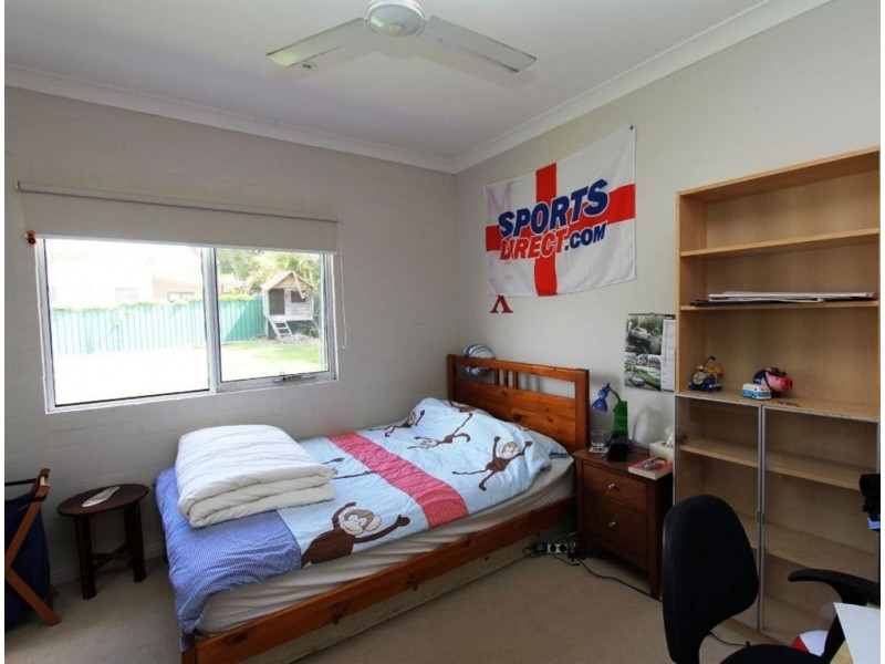 27 Bethania Street, Lota QLD 4179