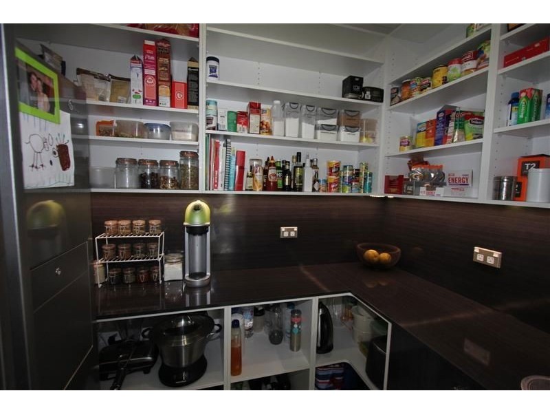 11 Sylvateere Crescent, Wakerley QLD 4154