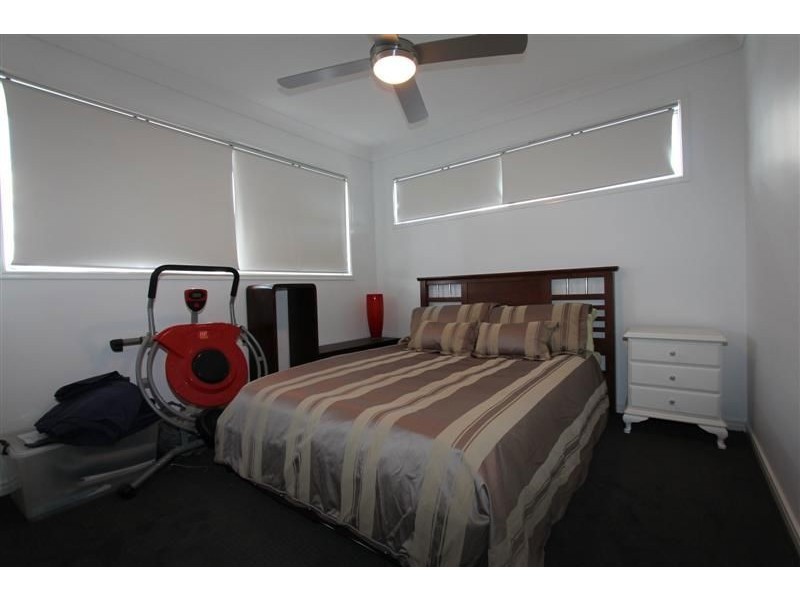 11 Sylvateere Crescent, Wakerley QLD 4154