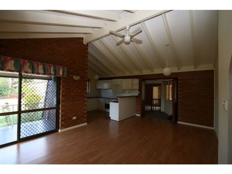 4 Catamaran Street, Manly West QLD 4179