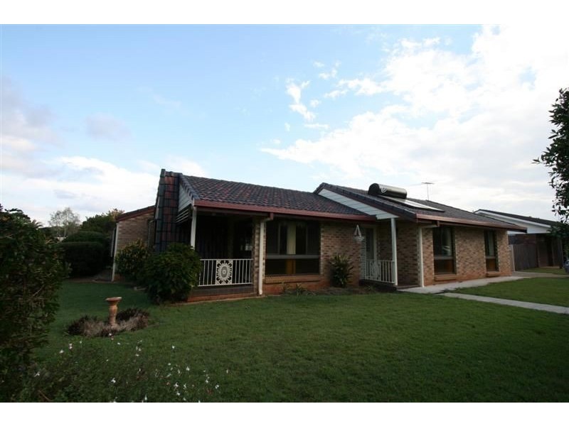 4 Catamaran Street, Manly West QLD 4179