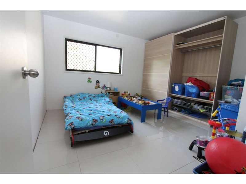 1586 Old Cleveland Road, Belmont QLD 4153