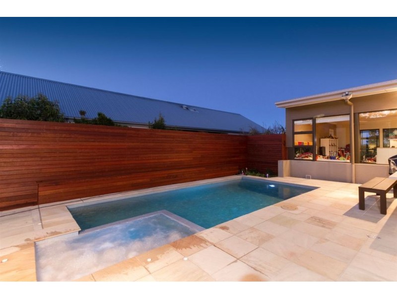 59 Mossvale Drive, Wakerley QLD 4154