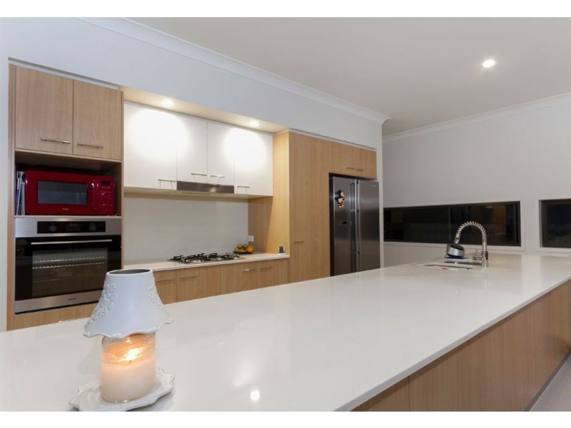 59 Mossvale Drive, Wakerley QLD 4154
