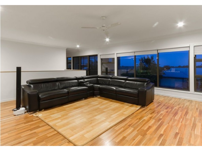 59 Mossvale Drive, Wakerley QLD 4154