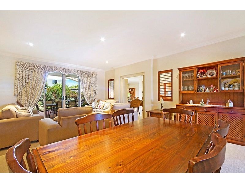35 Hannah Circuit, Manly West QLD 4179